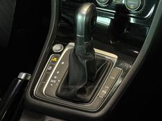VOLKSWAGEN GOLF 1.4 TSI HIGHLINE 16V 2017/2017 GRIFFCAR MULTIMARCAS DOIS IRMÃOS / Carros no Vale