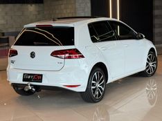 VOLKSWAGEN GOLF 1.4 TSI HIGHLINE 16V 2017/2017 GRIFFCAR MULTIMARCAS DOIS IRMÃOS / Carros no Vale