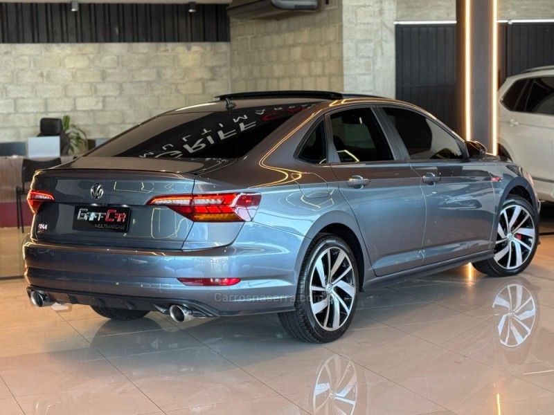 VOLKSWAGEN JETTA 2.0 16V TSI GLI 350 2018/2019 GRIFFCAR MULTIMARCAS DOIS IRMÃOS / Carros no Vale VOLKSWAGEN JETTA 2.0 16V TSI GLI 350 2018/2019 GRIFFCAR MULTIMARCAS DOIS IRMÃOS / Carros no Vale