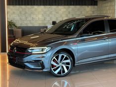 VOLKSWAGEN JETTA 2.0 16V TSI GLI 350 2018/2019 GRIFFCAR MULTIMARCAS DOIS IRMÃOS / Carros no Vale