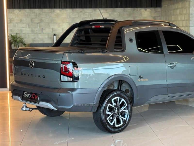 VOLKSWAGEN SAVEIRO 1.6 MSI EXTREME CD 16V 2024/2025 GRIFFCAR MULTIMARCAS DOIS IRMÃOS / Carros no Vale