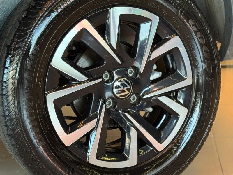 VOLKSWAGEN SAVEIRO 1.6 MSI EXTREME CD 16V 2024/2025 GRIFFCAR MULTIMARCAS DOIS IRMÃOS / Carros no Vale