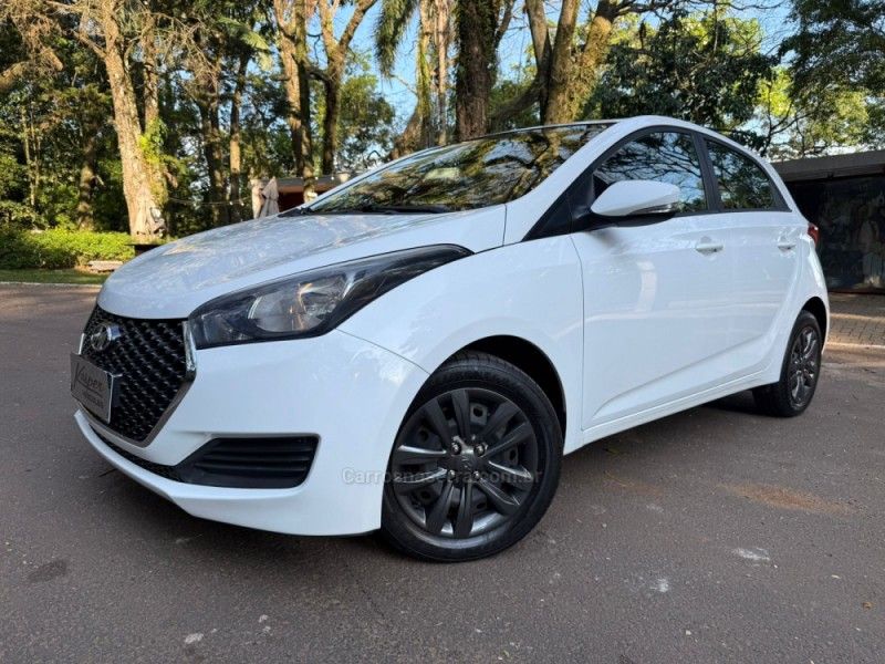 HYUNDAI HB20 1.0 COMFORT PLUS 12V 2019/2019 KASPER VEÍCULOS DOIS IRMÃOS / Carros no Vale