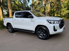 TOYOTA HILUX 2.8 SR 4X4 CD 16V 2023/2024 KASPER VEÍCULOS DOIS IRMÃOS / Carros no Vale