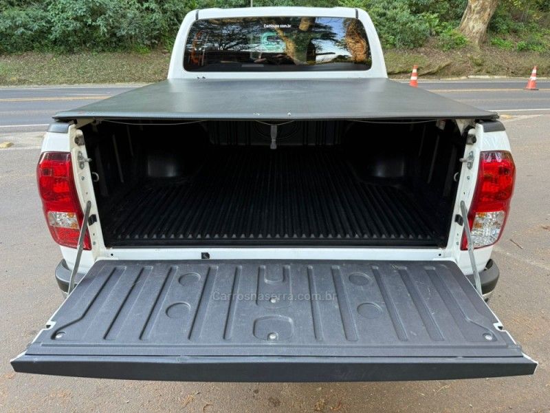 TOYOTA HILUX 2.8 SR 4X4 CD 16V 2023/2024 KASPER VEÍCULOS DOIS IRMÃOS / Carros no Vale