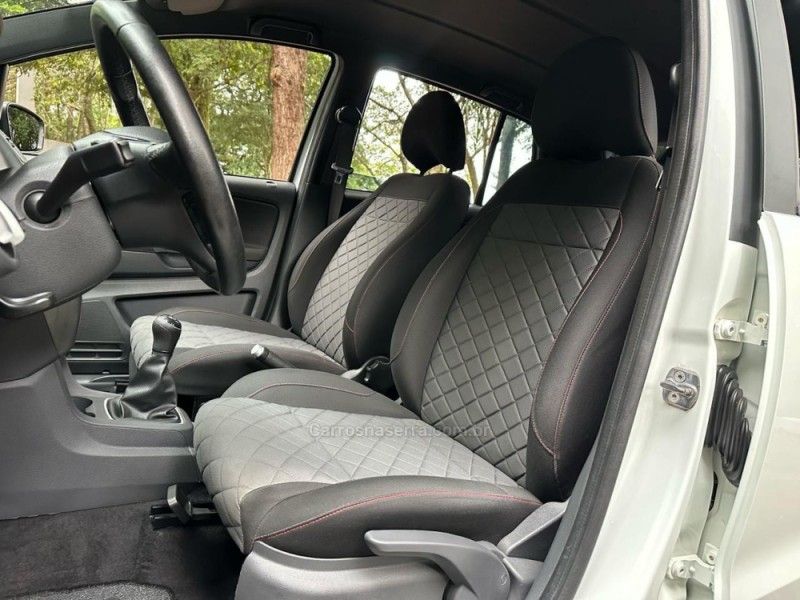 VOLKSWAGEN FOX 1.6 MSI XTREME 8V 2021/2021 KASPER VEÍCULOS DOIS IRMÃOS / Carros no Vale