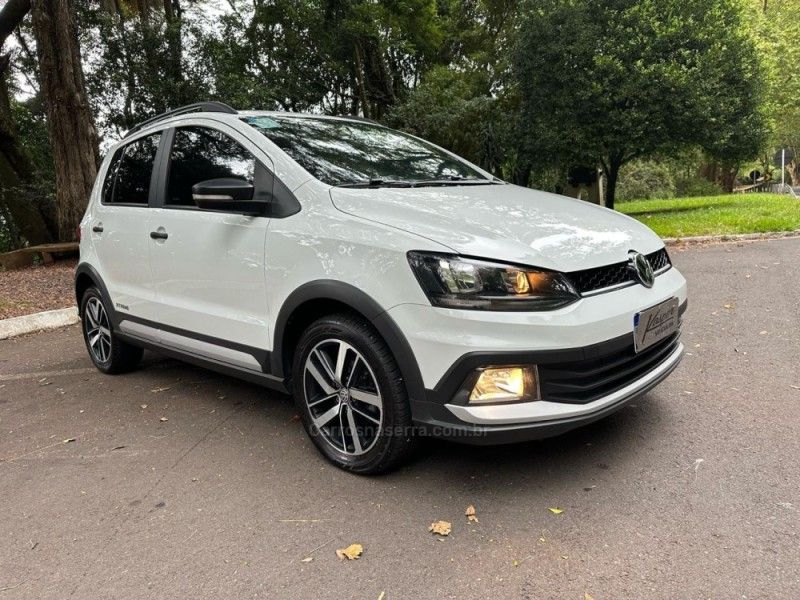 VOLKSWAGEN FOX 1.6 MSI XTREME 8V 2021/2021 KASPER VEÍCULOS DOIS IRMÃOS / Carros no Vale