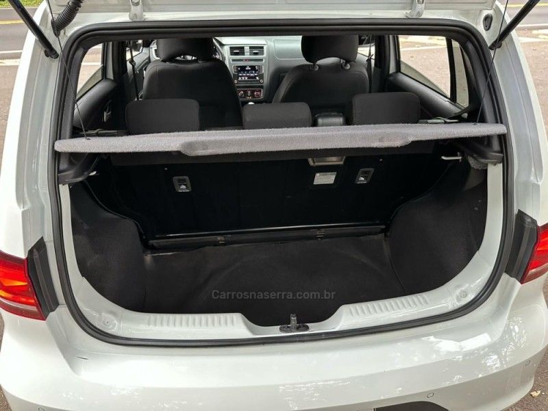 VOLKSWAGEN FOX 1.6 MSI XTREME 8V 2021/2021 KASPER VEÍCULOS DOIS IRMÃOS / Carros no Vale