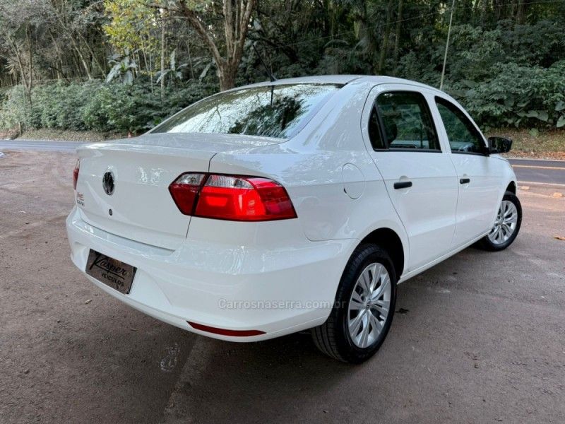 VOLKSWAGEN VOYAGE 1.0 12V MPI TOTALFLEX TRENDLINE 2022/2023 KASPER VEÍCULOS DOIS IRMÃOS / Carros no Vale