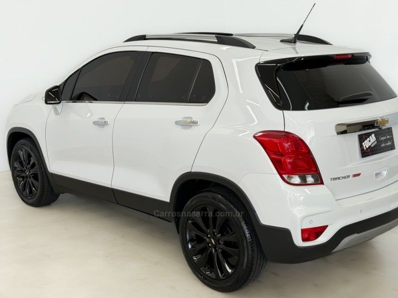 CHEVROLET TRACKER 1.4 16V PREMIER TURBO 2017/2018 FOCAR VEÍCULOS CAXIAS DO SUL / Carros no Vale