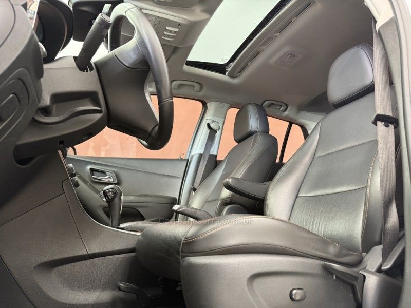 CHEVROLET TRACKER 1.4 16V PREMIER TURBO 2017/2018 FOCAR VEÍCULOS CAXIAS DO SUL / Carros no Vale