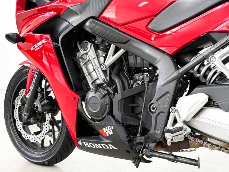 Honda Motos CBR 650F 2014/2015 FOCAR VEÍCULOS CAXIAS DO SUL / Carros no Vale
