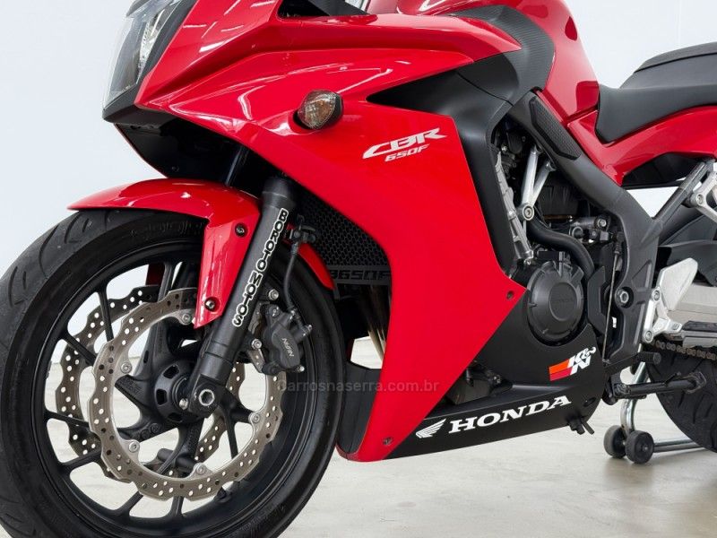 Honda Motos CBR 650F 2014/2015 FOCAR VEÍCULOS CAXIAS DO SUL / Carros no Vale
