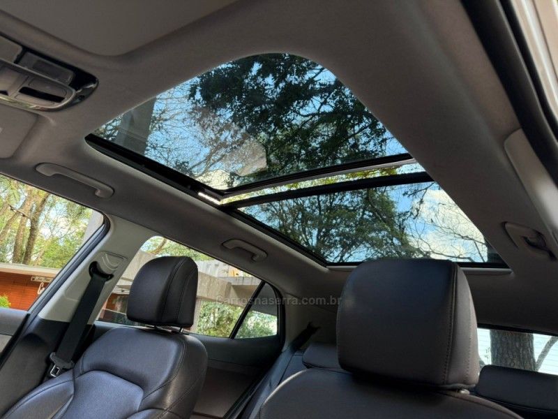 HYUNDAI CRETA 1.0 PLATINUM TURBO 12V 2022/2023 KASPER VEÍCULOS DOIS IRMÃOS / Carros no Vale