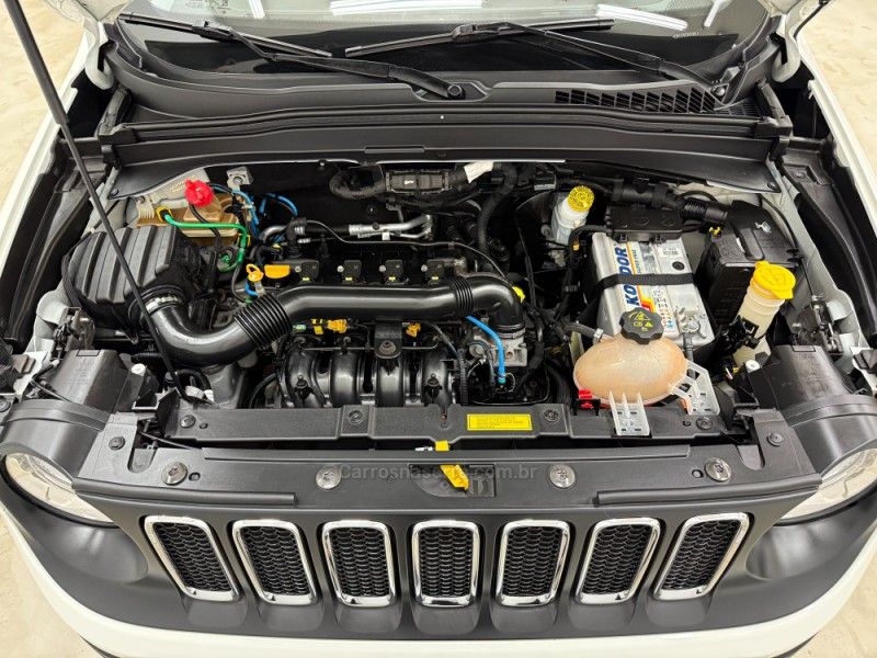 JEEP RENEGADE 1.8 16V 2016/2016 FOCAR VEÍCULOS CAXIAS DO SUL / Carros no Vale
