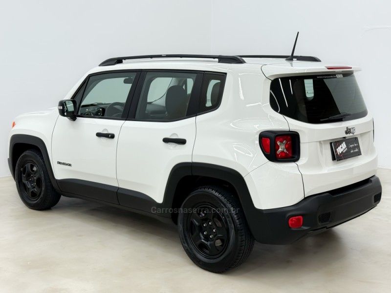 JEEP RENEGADE 1.8 16V 2016/2016 FOCAR VEÍCULOS CAXIAS DO SUL / Carros no Vale