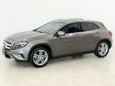 MERCEDES-BENZ GLA 200 1.6 CGI VISION 16V TURBO 2014/2015 FOCAR VEÍCULOS CAXIAS DO SUL / Carros no Vale