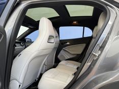 MERCEDES-BENZ GLA 200 1.6 CGI VISION 16V TURBO 2014/2015 FOCAR VEÍCULOS CAXIAS DO SUL / Carros no Vale
