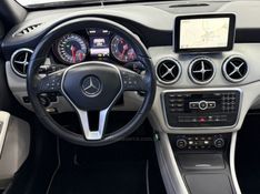 MERCEDES-BENZ GLA 200 1.6 CGI VISION 16V TURBO 2014/2015 FOCAR VEÍCULOS CAXIAS DO SUL / Carros no Vale