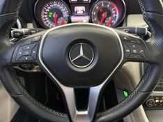 MERCEDES-BENZ GLA 200 1.6 CGI VISION 16V TURBO 2014/2015 FOCAR VEÍCULOS CAXIAS DO SUL / Carros no Vale