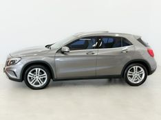 MERCEDES-BENZ GLA 200 1.6 CGI VISION 16V TURBO 2014/2015 FOCAR VEÍCULOS CAXIAS DO SUL / Carros no Vale