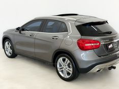 MERCEDES-BENZ GLA 200 1.6 CGI VISION 16V TURBO 2014/2015 FOCAR VEÍCULOS CAXIAS DO SUL / Carros no Vale