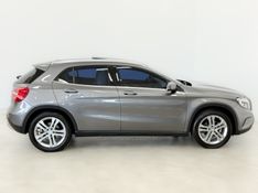 MERCEDES-BENZ GLA 200 1.6 CGI VISION 16V TURBO 2014/2015 FOCAR VEÍCULOS CAXIAS DO SUL / Carros no Vale