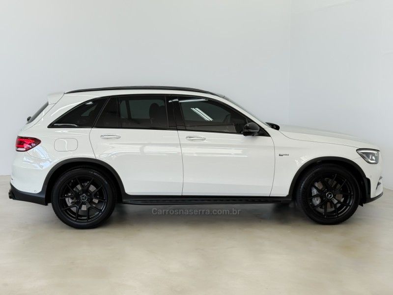 MERCEDES-BENZ GLC 43 AMG 3.0 V6 4MATIC 9G-TRONIC 2021/2021 FOCAR VEÍCULOS CAXIAS DO SUL / Carros no Vale