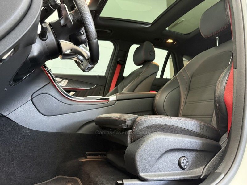 MERCEDES-BENZ GLC 43 AMG 3.0 V6 4MATIC 9G-TRONIC 2021/2021 FOCAR VEÍCULOS CAXIAS DO SUL / Carros no Vale
