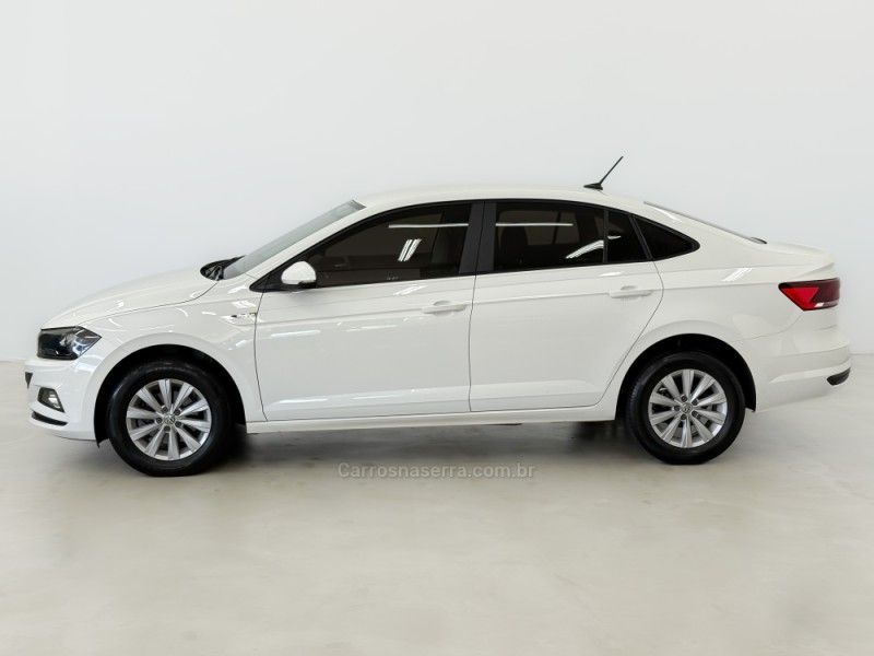 VOLKSWAGEN VIRTUS 1.0 200 TSI COMFORTLINE 2022/2022 FOCAR VEÍCULOS CAXIAS DO SUL / Carros no Vale