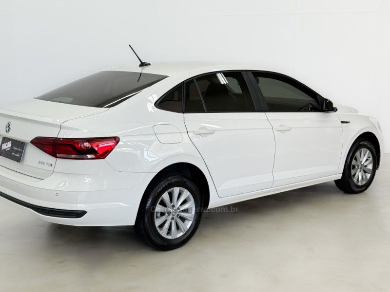 VOLKSWAGEN VIRTUS 1.0 200 TSI COMFORTLINE 2022/2022 FOCAR VEÍCULOS CAXIAS DO SUL / Carros no Vale