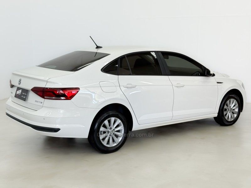 VOLKSWAGEN VIRTUS 1.0 200 TSI COMFORTLINE 2022/2022 FOCAR VEÍCULOS CAXIAS DO SUL / Carros no Vale