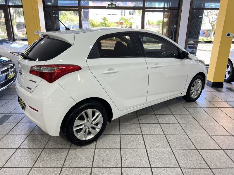 HYUNDAI HB20 1.6 PREMIUM 16V 2014/2014 PRIME MULTIMARCAS CAXIAS DO SUL / Carros no Vale HYUNDAI HB20 1.6 PREMIUM 16V 2014/2014 PRIME MULTIMARCAS CAXIAS DO SUL / Carros no Vale