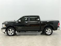 RAM CLASSIC 5.7 LARAMIE V8 HEMI 2022/2022 FOCAR VEÍCULOS CAXIAS DO SUL / Carros no Vale