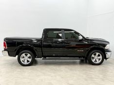 RAM CLASSIC 5.7 LARAMIE V8 HEMI 2022/2022 FOCAR VEÍCULOS CAXIAS DO SUL / Carros no Vale