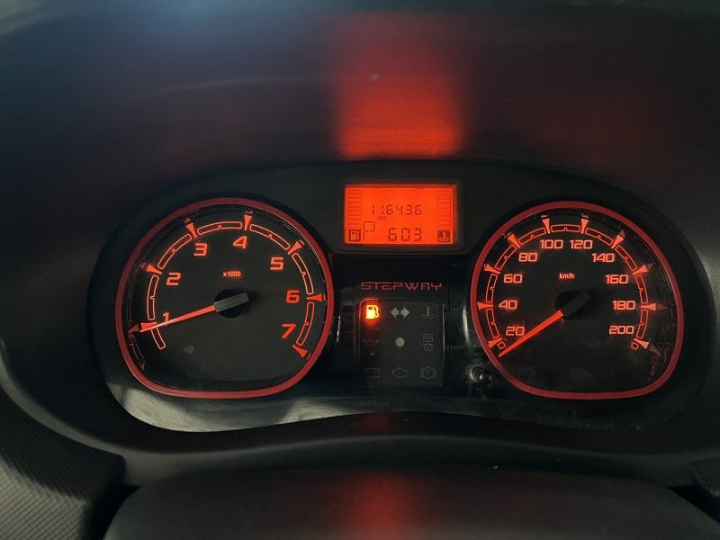 RENAULT SANDERO 1.6 STEPWAY 16V 2013/2013 PRIME MULTIMARCAS CAXIAS DO SUL / Carros no Vale