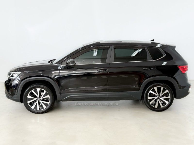 VOLKSWAGEN TAOS 1.4 16V HIGHLINE TSI 2023/2023 FOCAR VEÍCULOS CAXIAS DO SUL / Carros no Vale