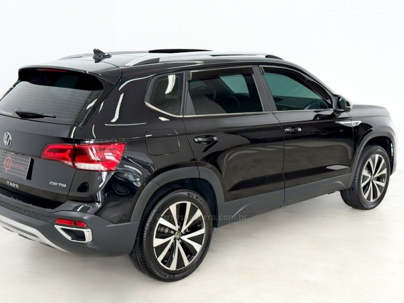 VOLKSWAGEN TAOS 1.4 16V HIGHLINE TSI 2023/2023 FOCAR VEÍCULOS CAXIAS DO SUL / Carros no Vale