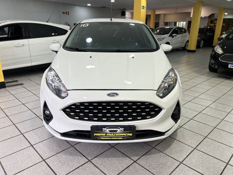 FORD FIESTA 1.6 SE HATCH 16V 2018/2018 PRIME MULTIMARCAS CAXIAS DO SUL / Carros no Vale