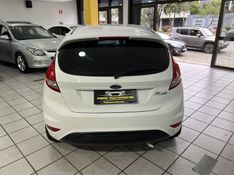 FORD FIESTA 1.6 SE HATCH 16V 2018/2018 PRIME MULTIMARCAS CAXIAS DO SUL / Carros no Vale