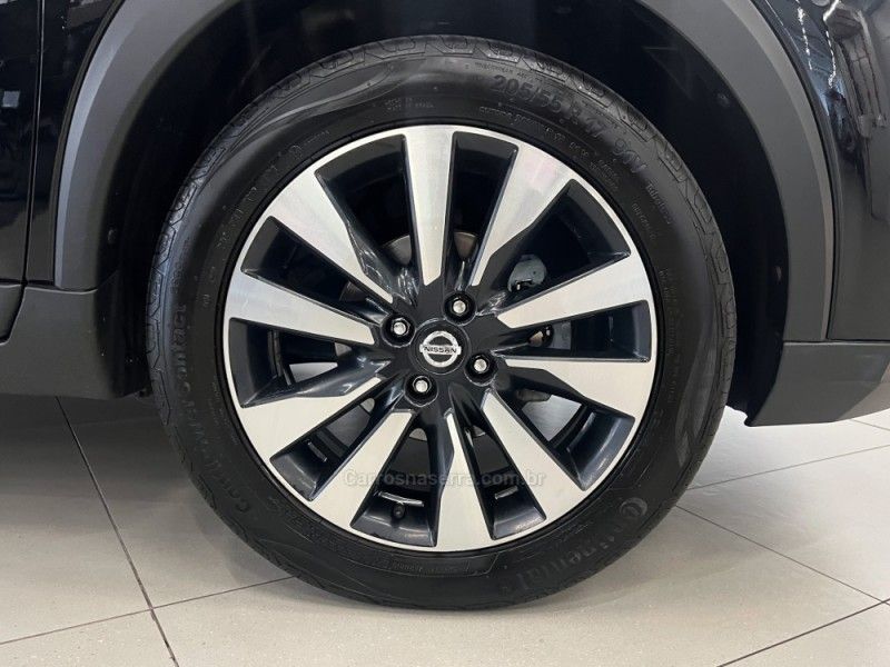 NISSAN KICKS 1.6 16V SV PACK PLUS XTRONIC 2018/2019 ÓTIMA CAR FLORES DA CUNHA / Carros no Vale