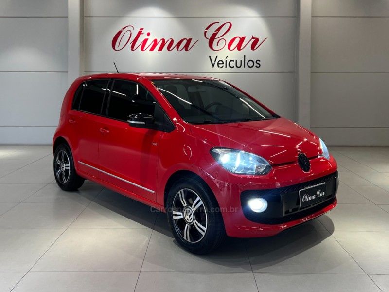 VOLKSWAGEN UP 1.0 MPI RED UP 12V 2016/2017 ÓTIMA CAR FLORES DA CUNHA / Carros no Vale