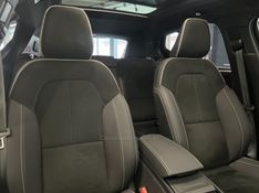 VOLVO XC 40 P8 RECHARGE TWIN ELETRIC ULTIMATE AWD 2022/2023 ÓTIMA CAR FLORES DA CUNHA / Carros no Vale