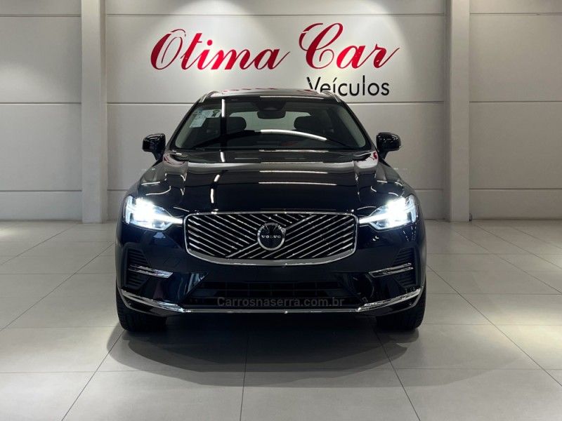 VOLVO XC60 2.0 T8 RECHARGE PLUS AWD HIBRIDO 2025/2026 ÓTIMA CAR FLORES DA CUNHA / Carros no Vale VOLVO XC60 2.0 T8 RECHARGE PLUS AWD HIBRIDO 2025/2026 ÓTIMA CAR FLORES DA CUNHA / Carros no Vale