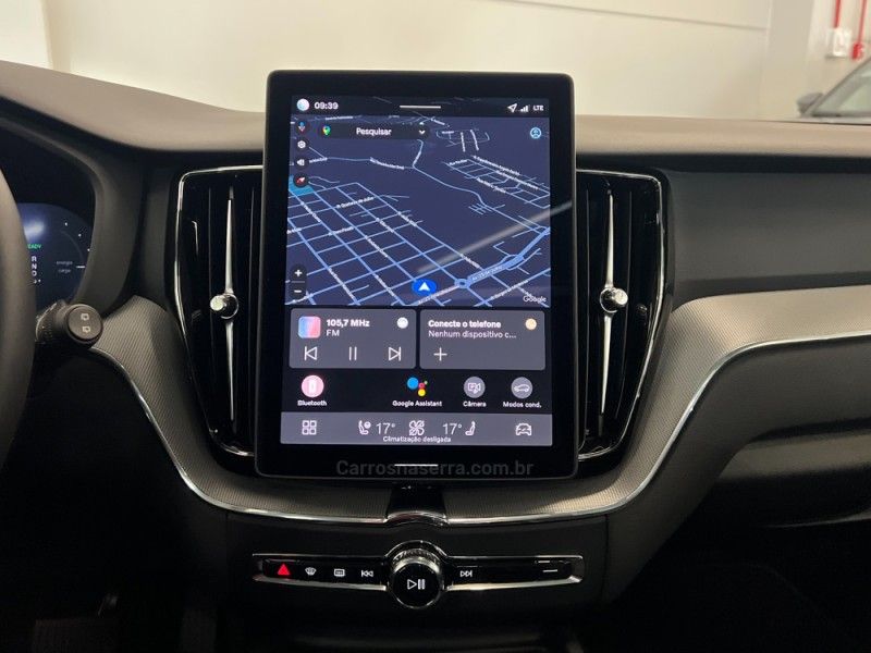 VOLVO XC60 2.0 T8 RECHARGE PLUS AWD HIBRIDO 2025/2026 ÓTIMA CAR FLORES DA CUNHA / Carros no Vale