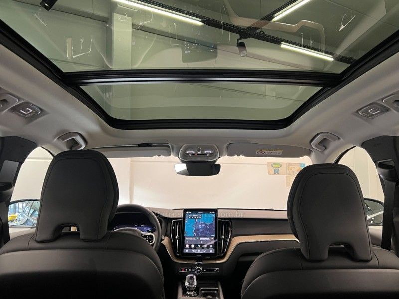 VOLVO XC60 2.0 T8 RECHARGE PLUS AWD HIBRIDO 2025/2026 ÓTIMA CAR FLORES DA CUNHA / Carros no Vale VOLVO XC60 2.0 T8 RECHARGE PLUS AWD HIBRIDO 2025/2026 ÓTIMA CAR FLORES DA CUNHA / Carros no Vale