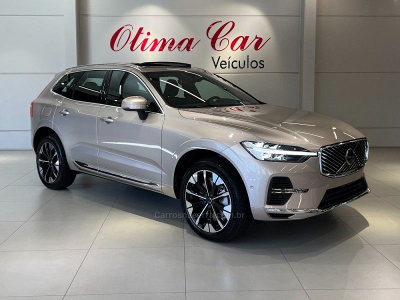 VOLVO XC60 2.0 T8 RECHARGE ULTRA AWD HIBRIDO 2025/2026 ÓTIMA CAR FLORES DA CUNHA / Carros no Vale