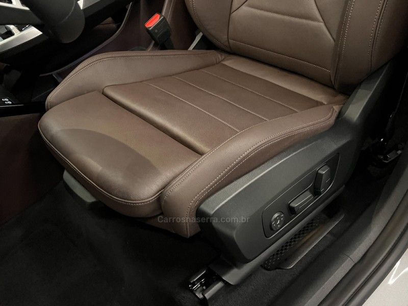 BMW X1 2.0 SDRIVE20I M SPORT 16V TURBO 2024/2025 ÓTIMA CAR FLORES DA CUNHA / Carros no Vale