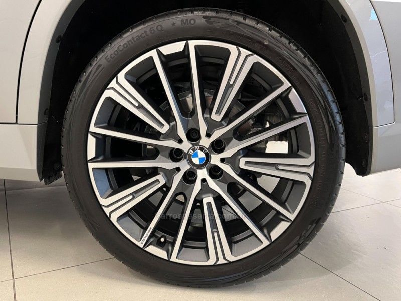 BMW X1 2.0 SDRIVE20I M SPORT 16V TURBO 2024/2025 ÓTIMA CAR FLORES DA CUNHA / Carros no Vale
