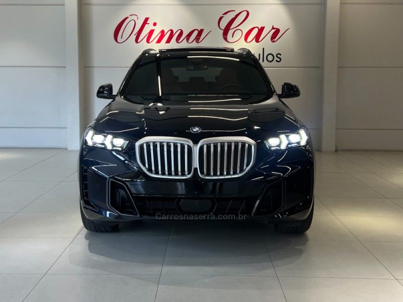 BMW X5 3.0 XDRIVE50E TURBO M SPORT HÍBRIDO 2025/2025 ÓTIMA CAR FLORES DA CUNHA / Carros no Vale